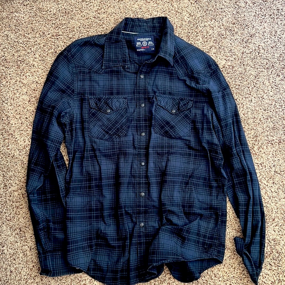 3x20 American Eagle outfitters, Calvin Klein Jeans, Murano liquid luxury. (L)
